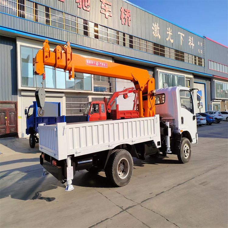 朴子市三轮随车吊定制 农用改装机自备吊中瑞长期出售